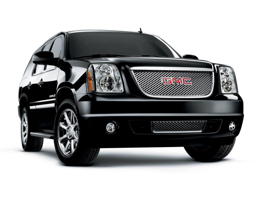  GMC Yukon Denali 2006 года  (фото 17 из 22)
